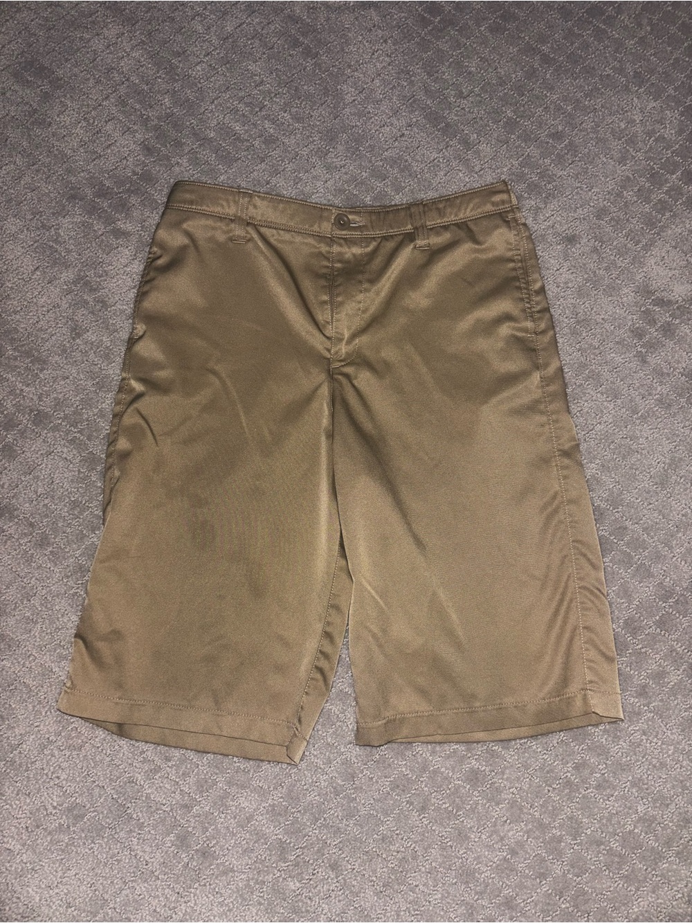 Under Armour HeatGear Loose Fit Shorts - khaki